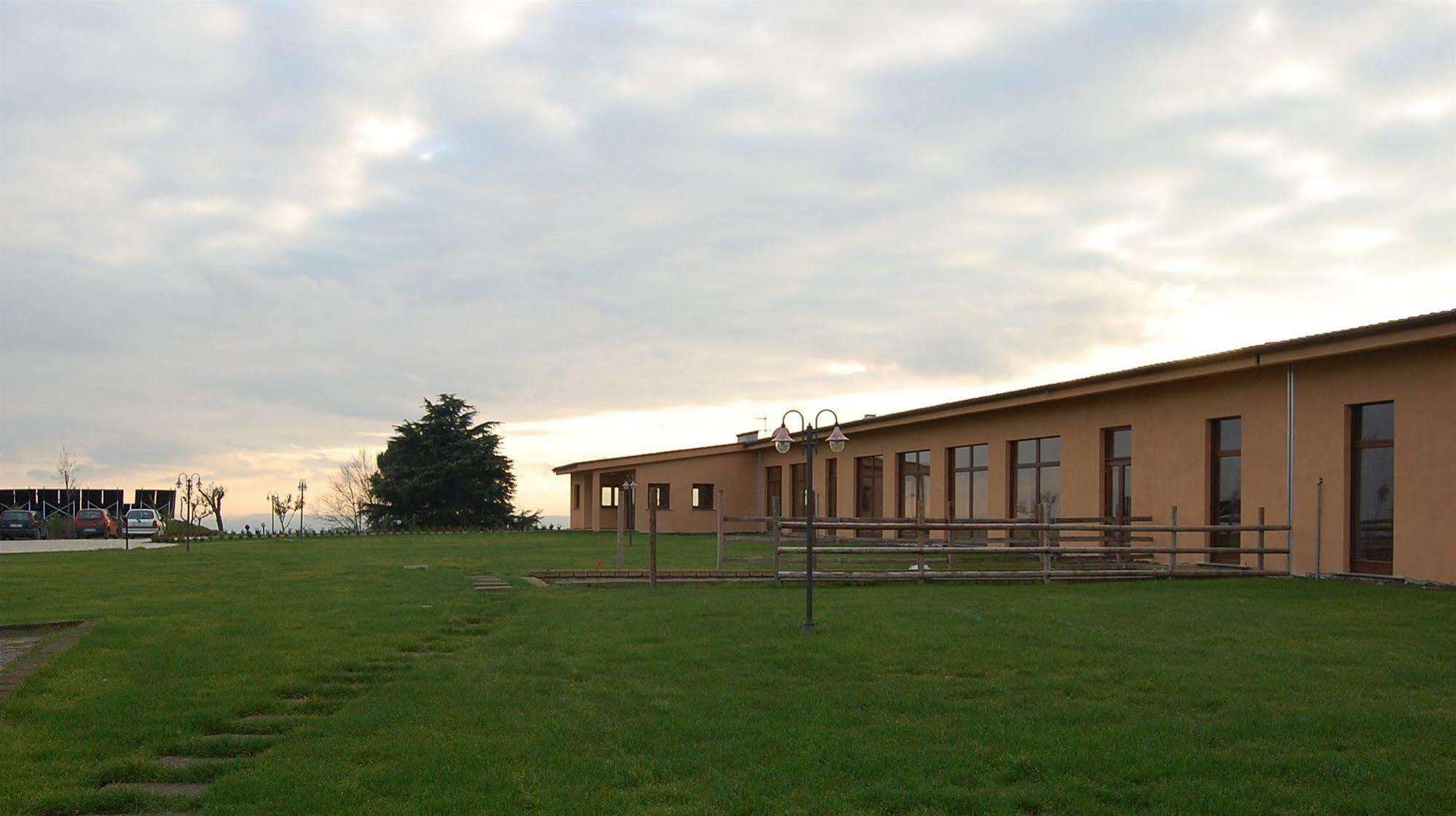 Francalancia Country Resort Castelnuovo Di Porto Exteriér fotografie